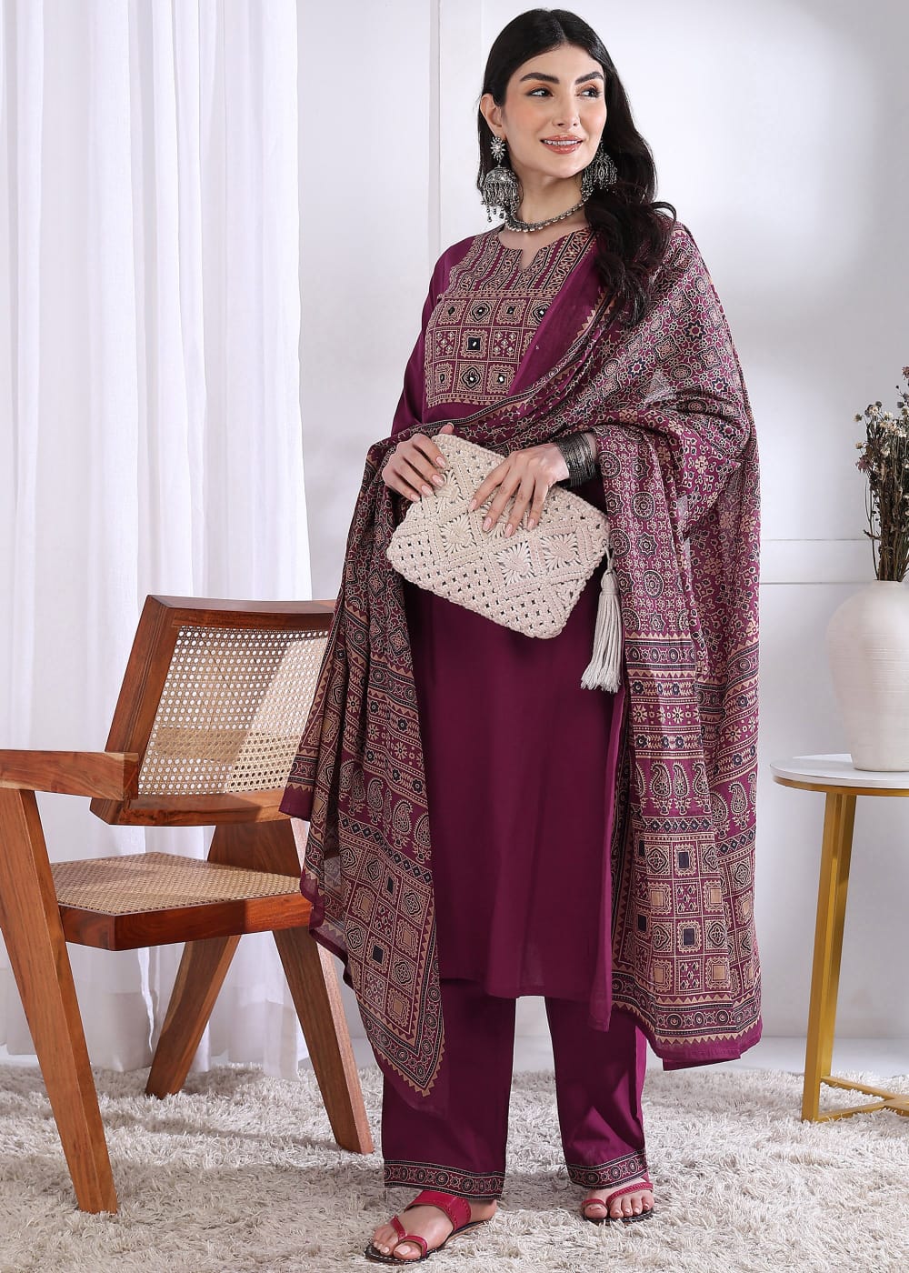 Women Ethnic Motifs Printed Regular Kurta with Pant & With Dupatta Kurta Sets