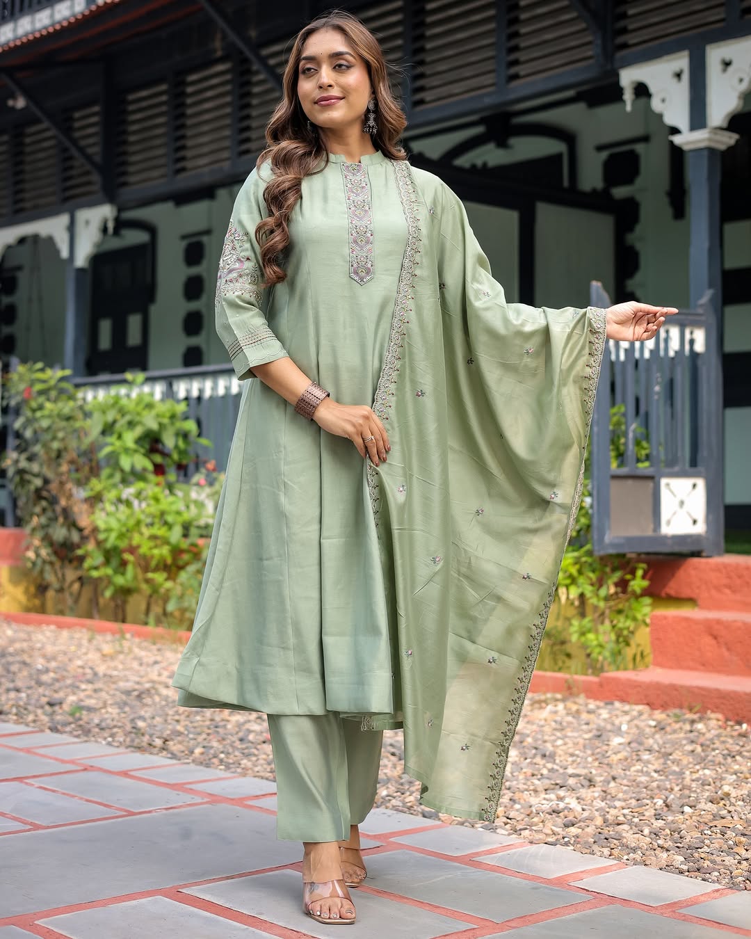 Women Ethnic Motifs Embroidered Regular Thread Work Kurta with Pant & With Dupatta