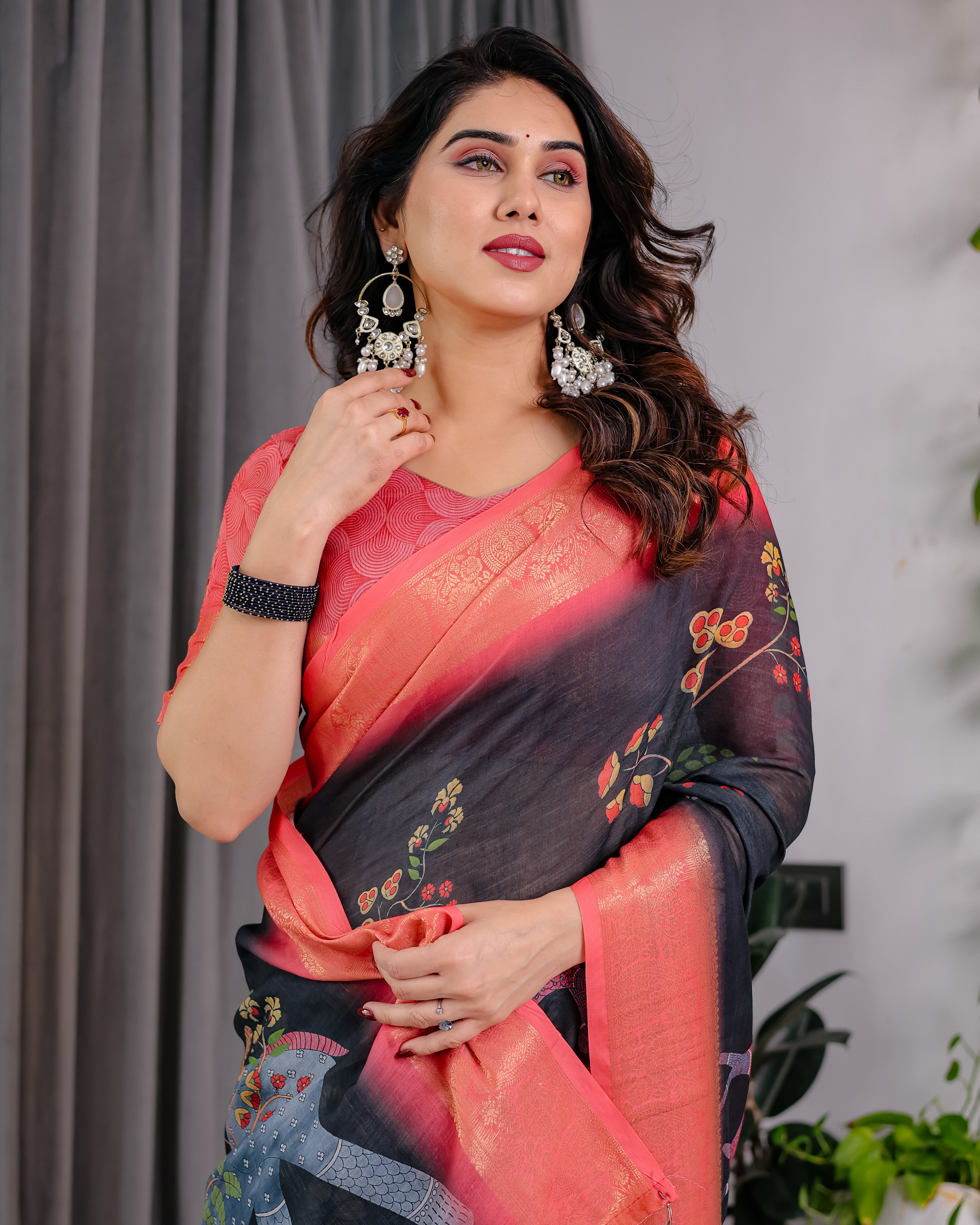 Women Premium Ethnic Linen Floral Digital Print Saree