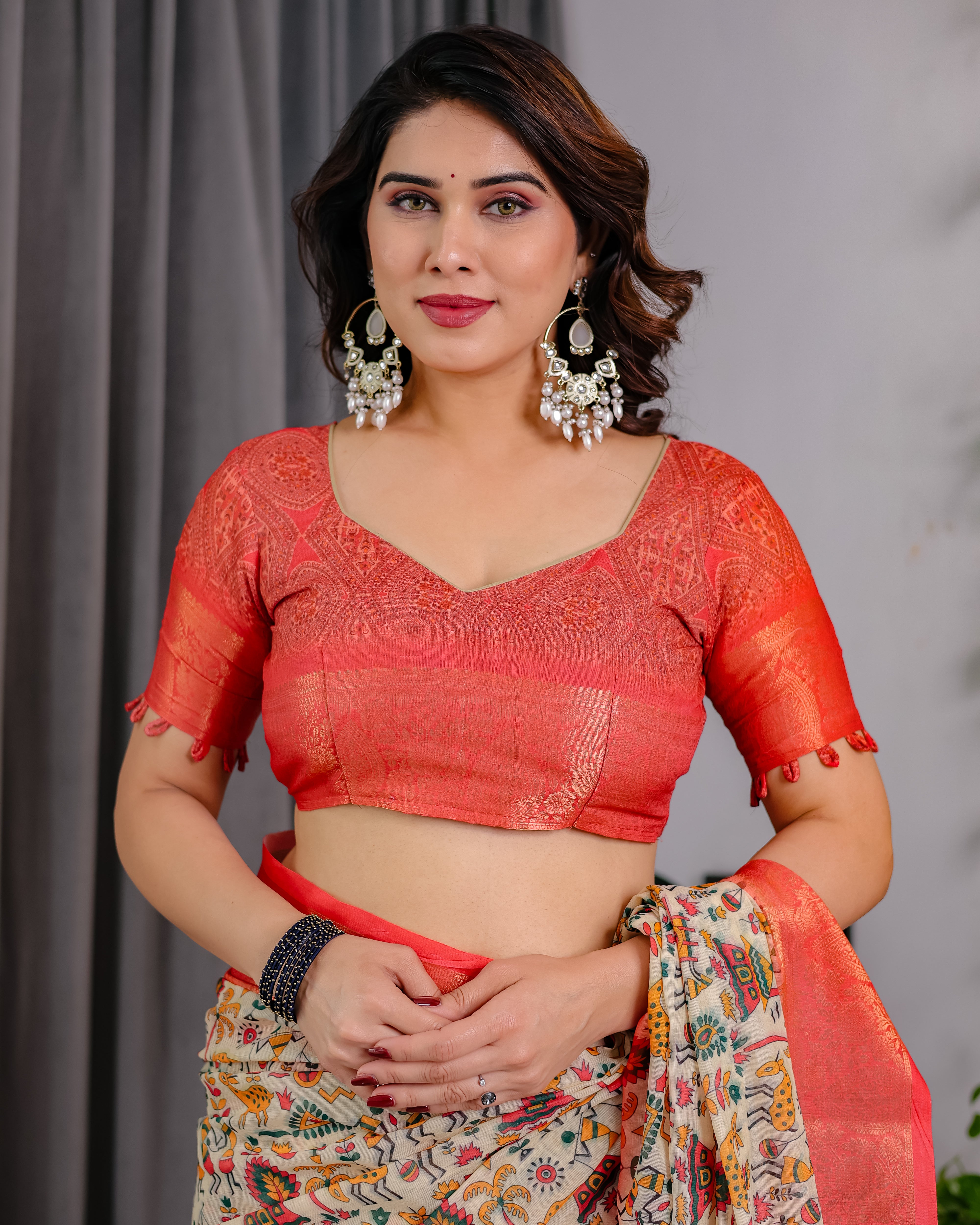 Women Pure Handloom Linen Floral Printed Saree