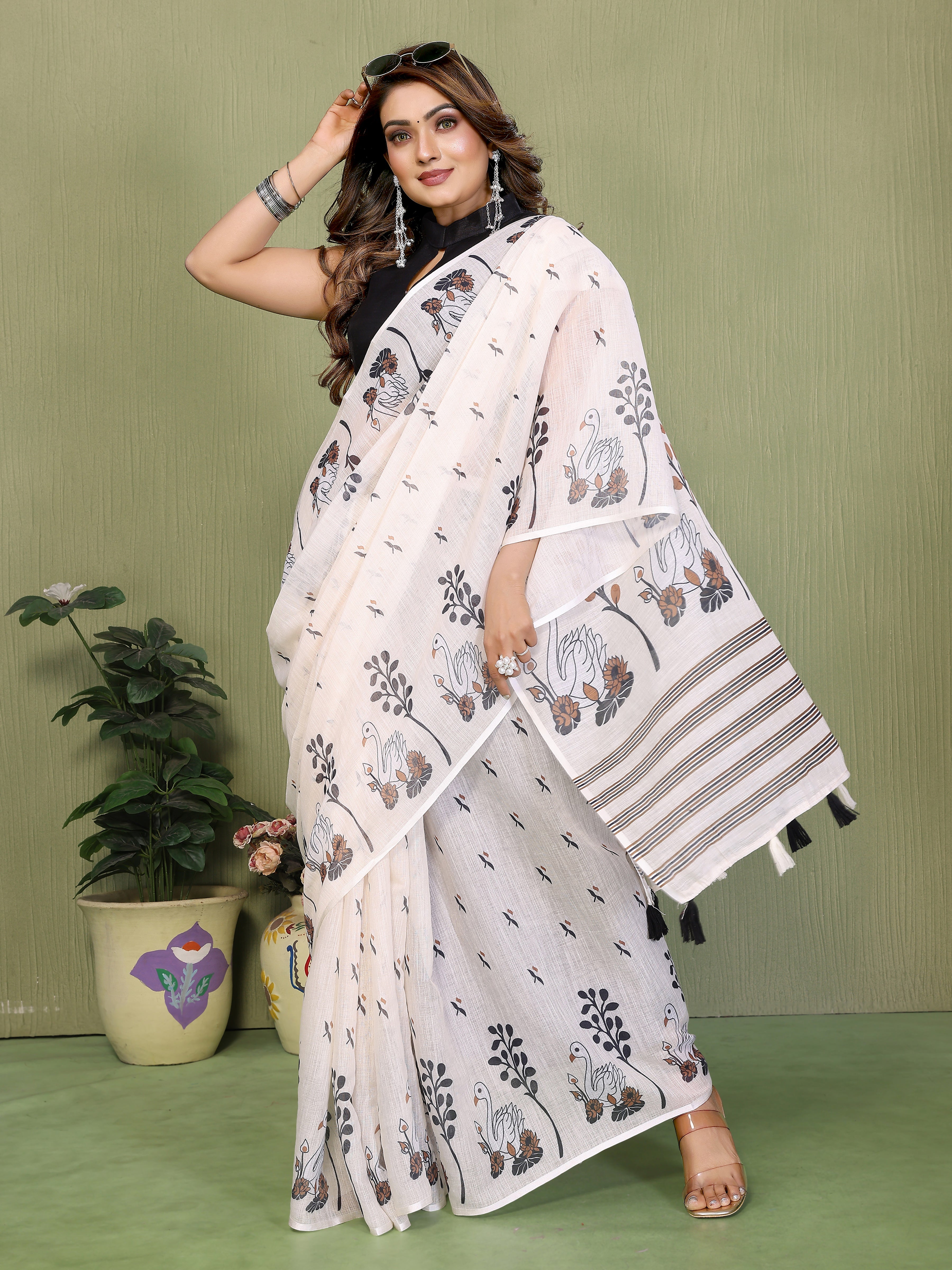 Women Soft Linen Cotton Swan Printed Saree with Floral Border Design