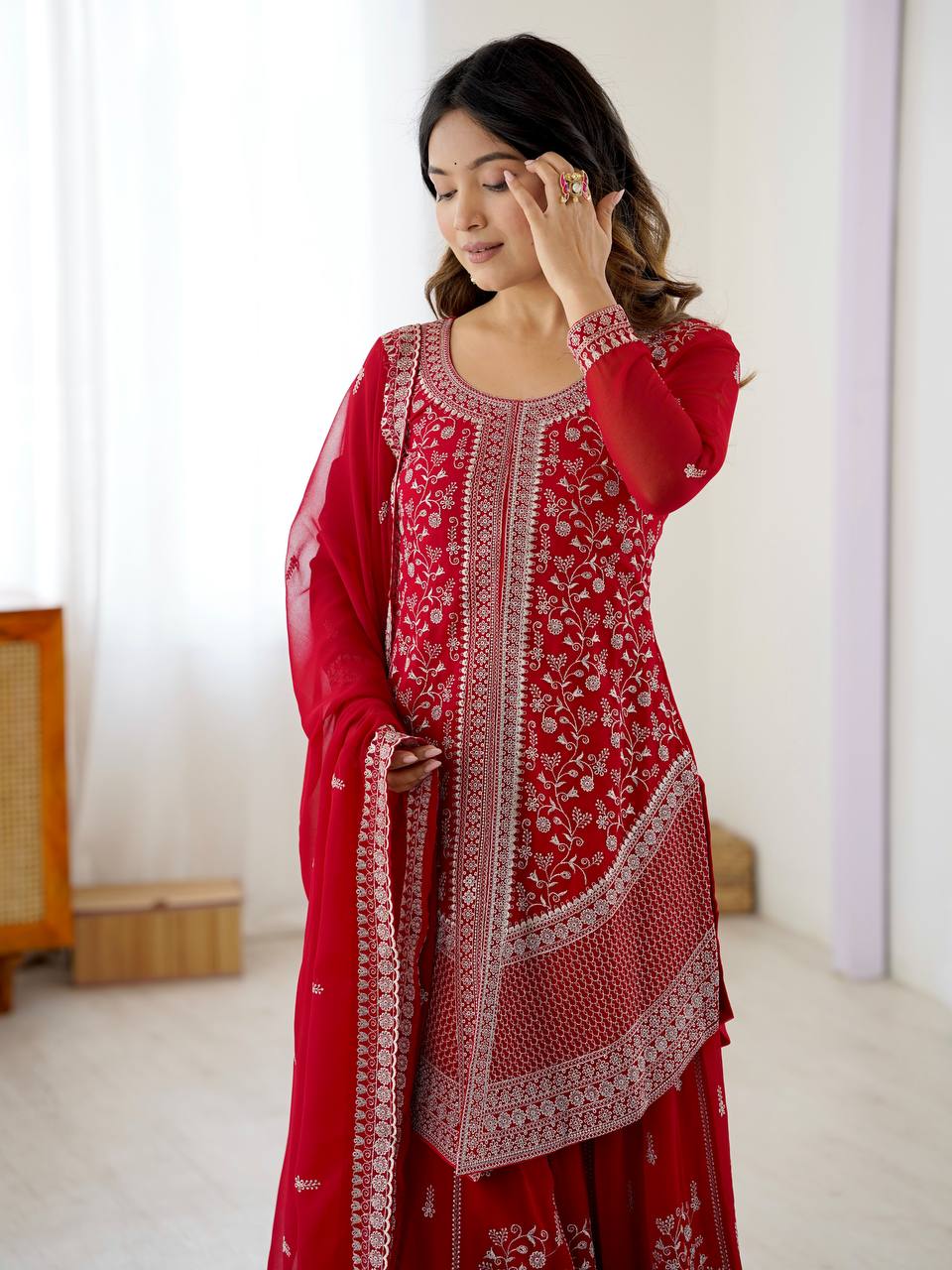 Elegant Embroidered Kurti Plazo Set