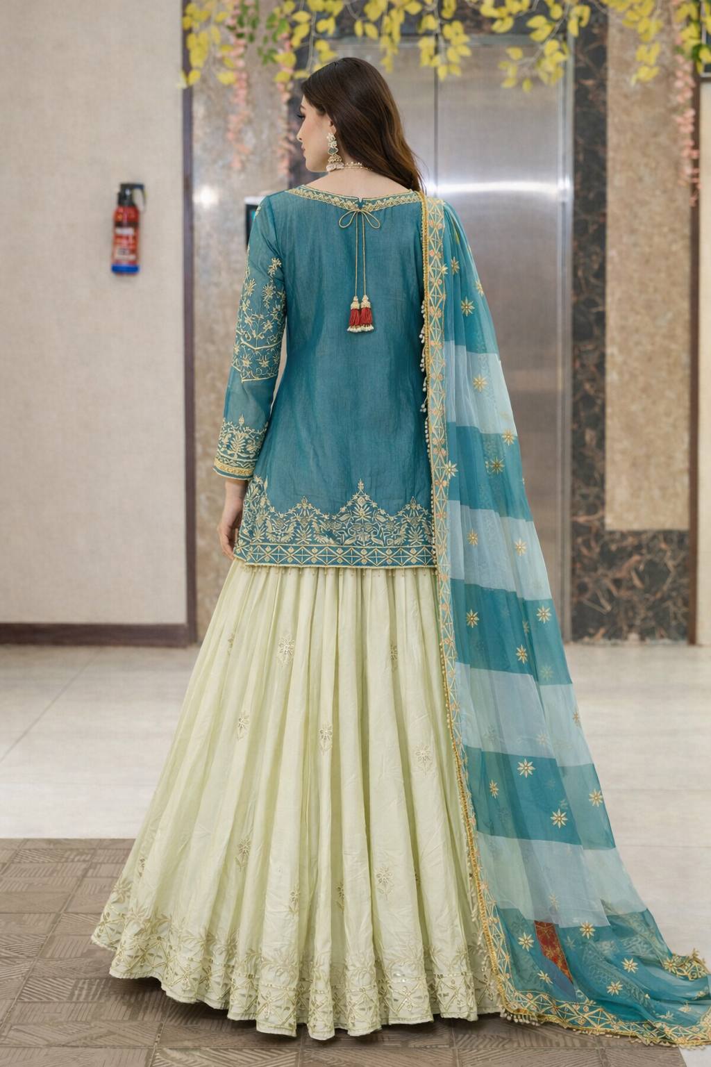 Luxurious Ethnic Suit Set with Exquisite Embroidery Work and Designer Dupatta