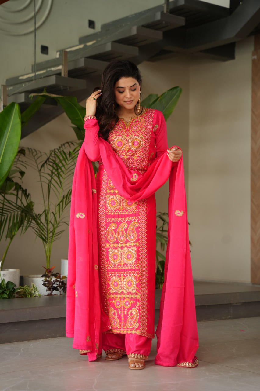 Elegant Chinnon Embroidered Top Pant Set with Lace Work and Dupatta