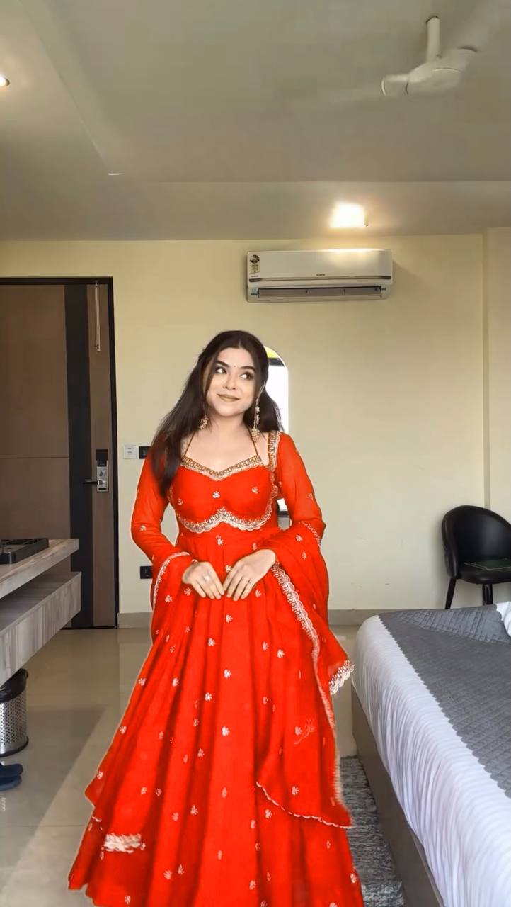 Women Designer Ethnic Anarkali Gown Set