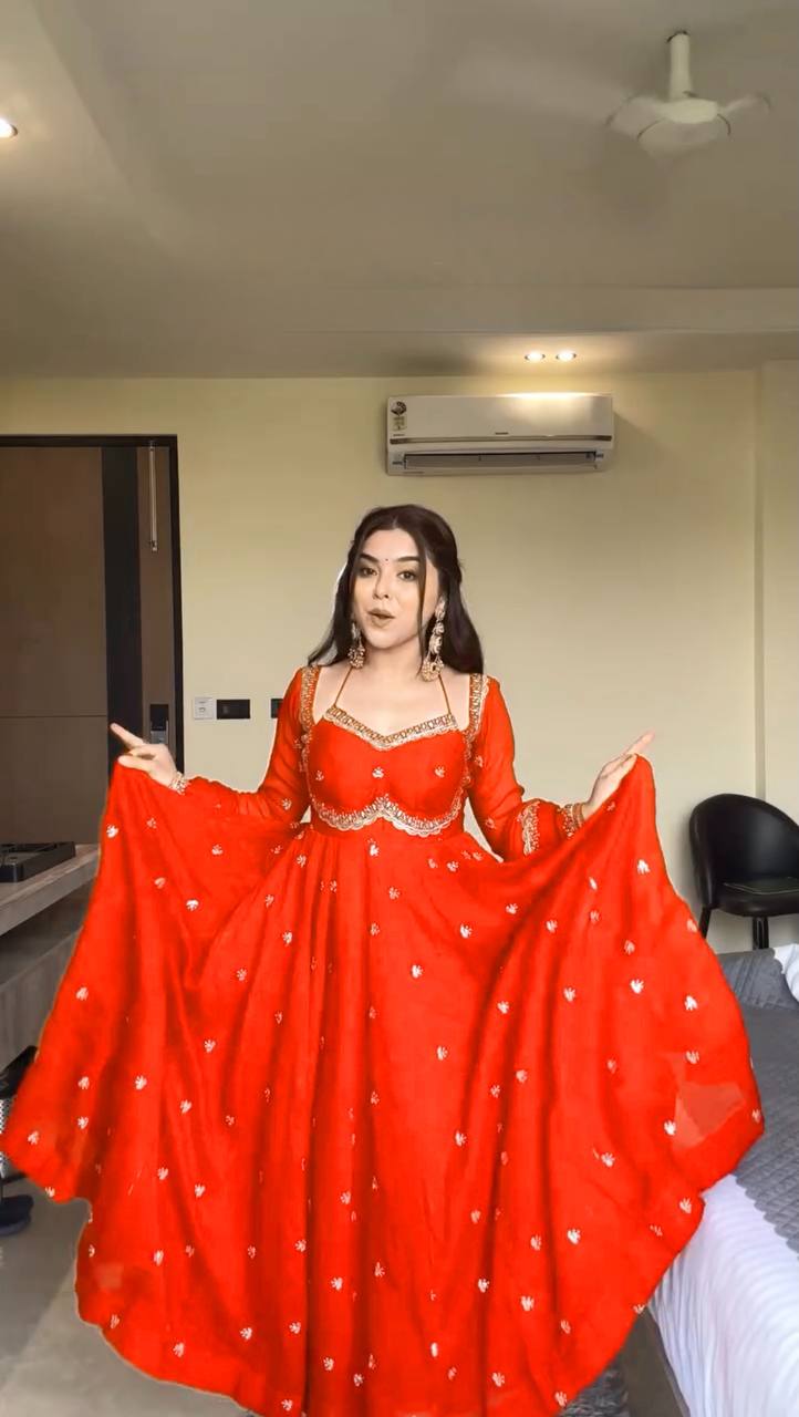 Women Designer Ethnic Anarkali Gown Set